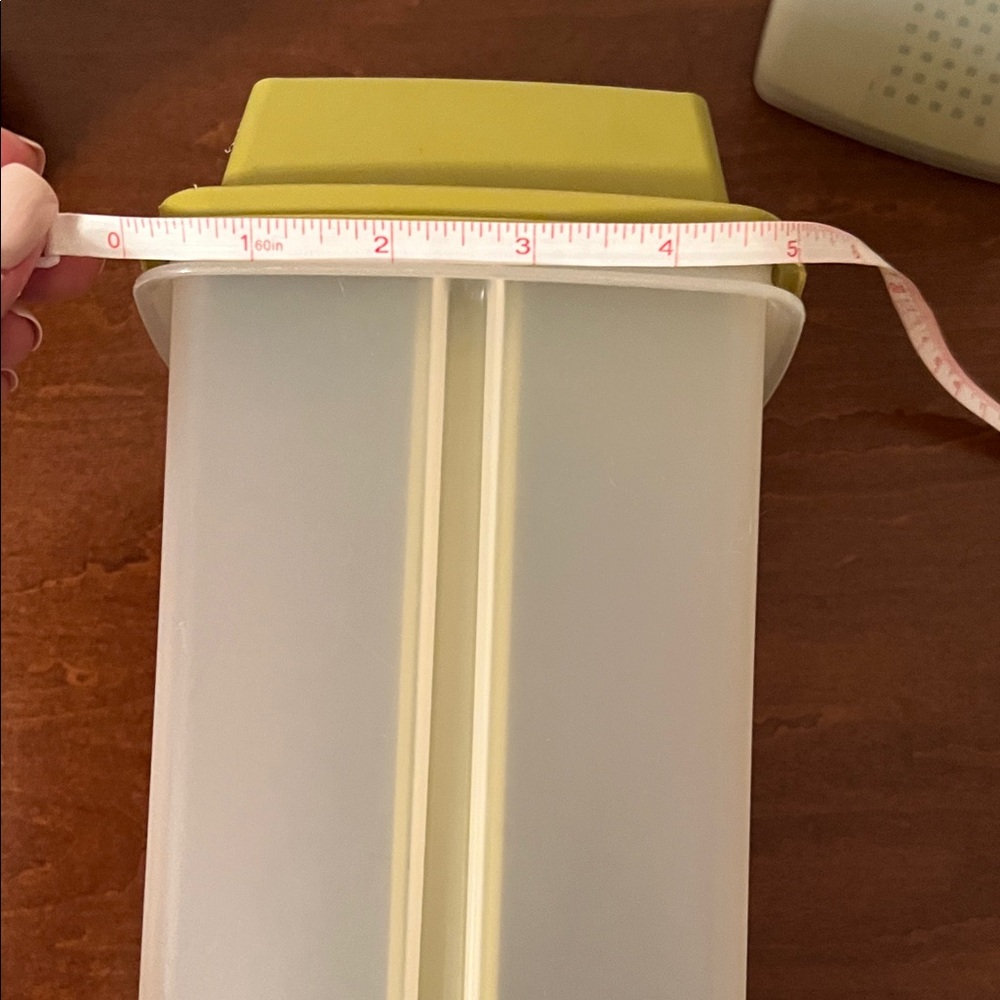 Tupperware Green and White Kitchen Storage Containers - Picture 8 of 11
